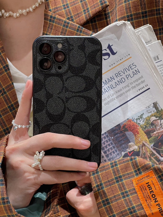 Klassisk iPhone-deksel svart -QB240402