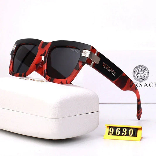 Nuevas gafas de sol universales con etiqueta dorada V 9630