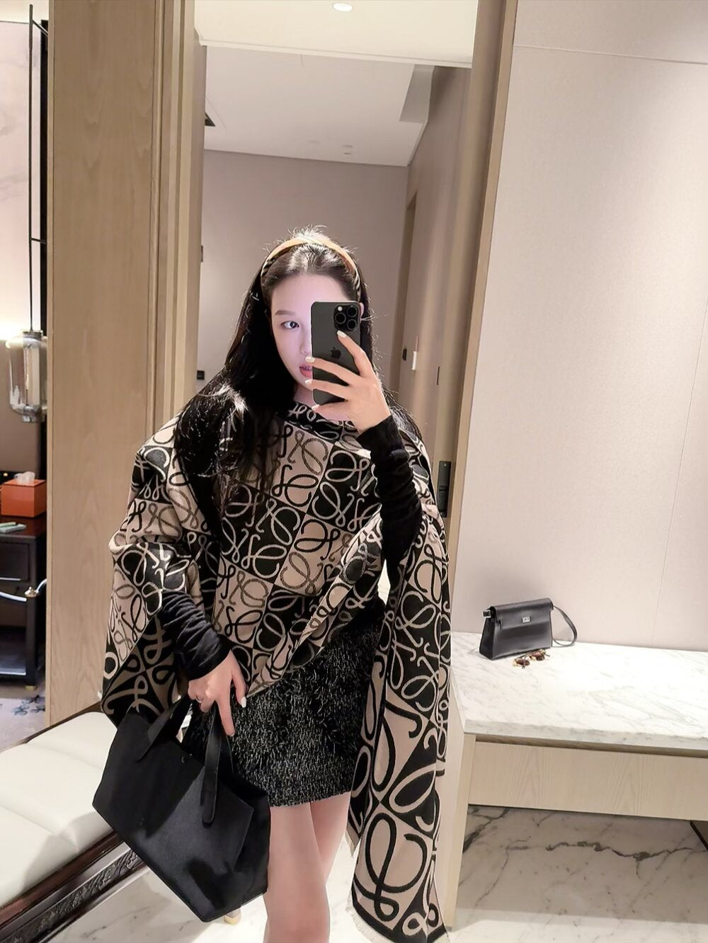 LOEWE 2026 Neues Checkerboard Anagram Kaschmir