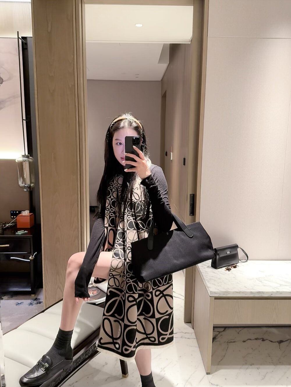 LOEWE 2026 Neues Checkerboard Anagram Kaschmir
