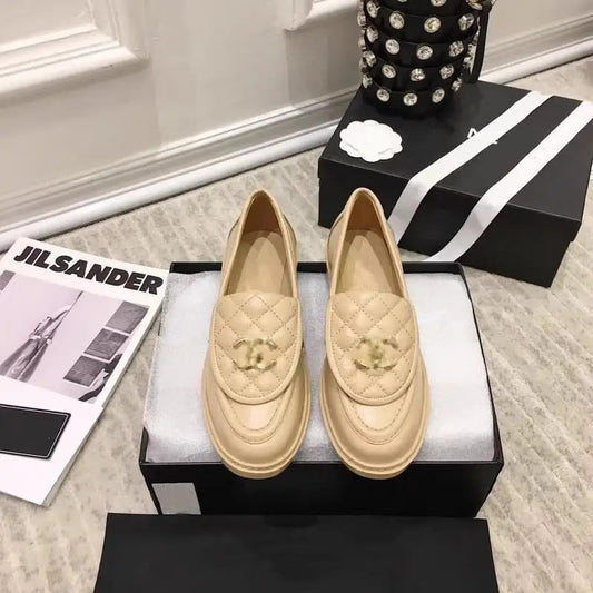Classic Quilted Leather Loafers – Elegance Meets Everyday Comfort