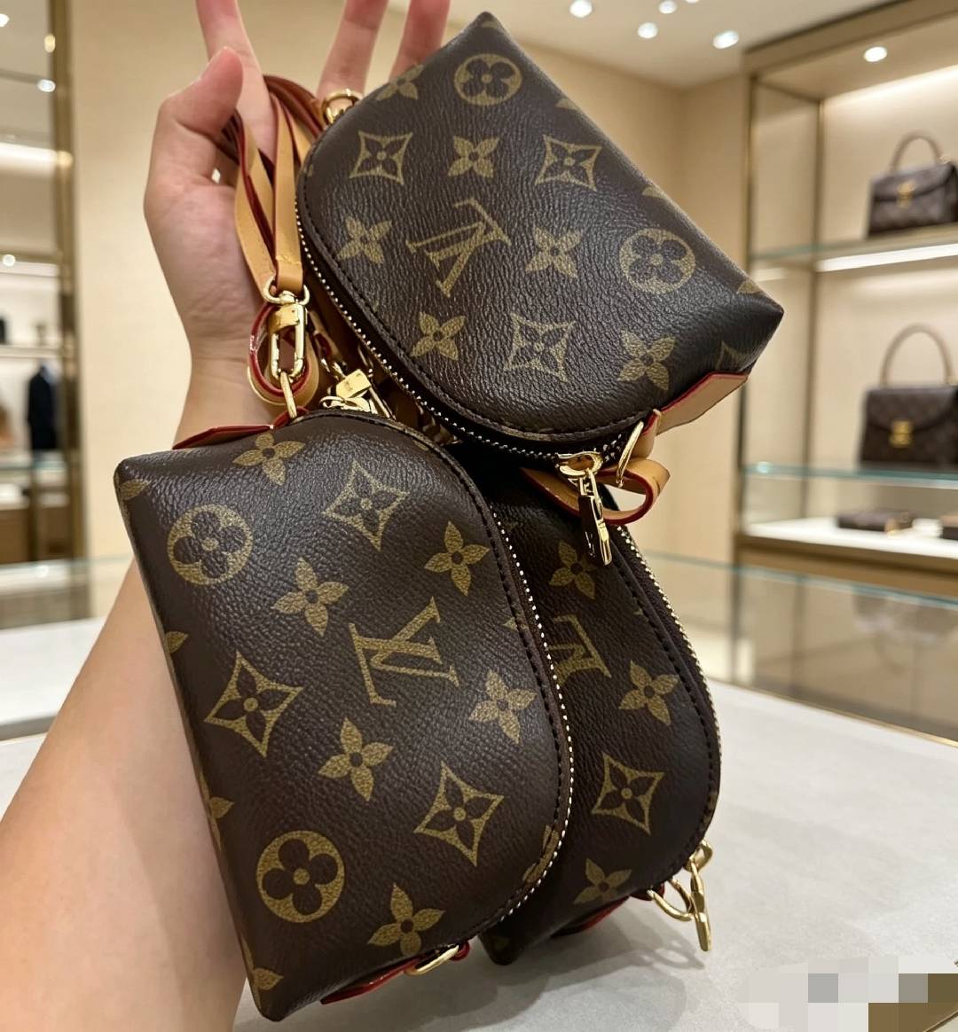 Small Pouch, Quiet Opulence