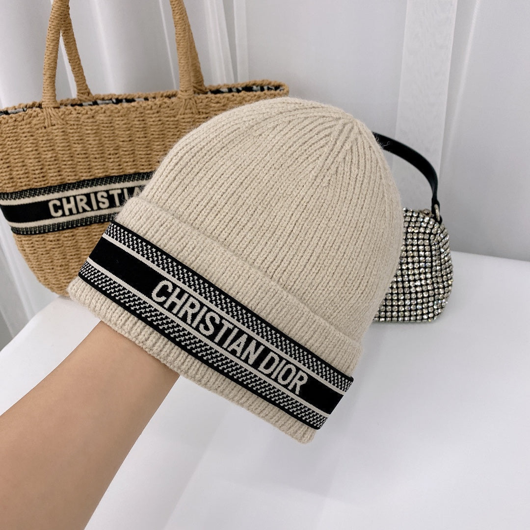 Berretto vintage obliquo in maglia di lana | Cappello invernale di design di lusso