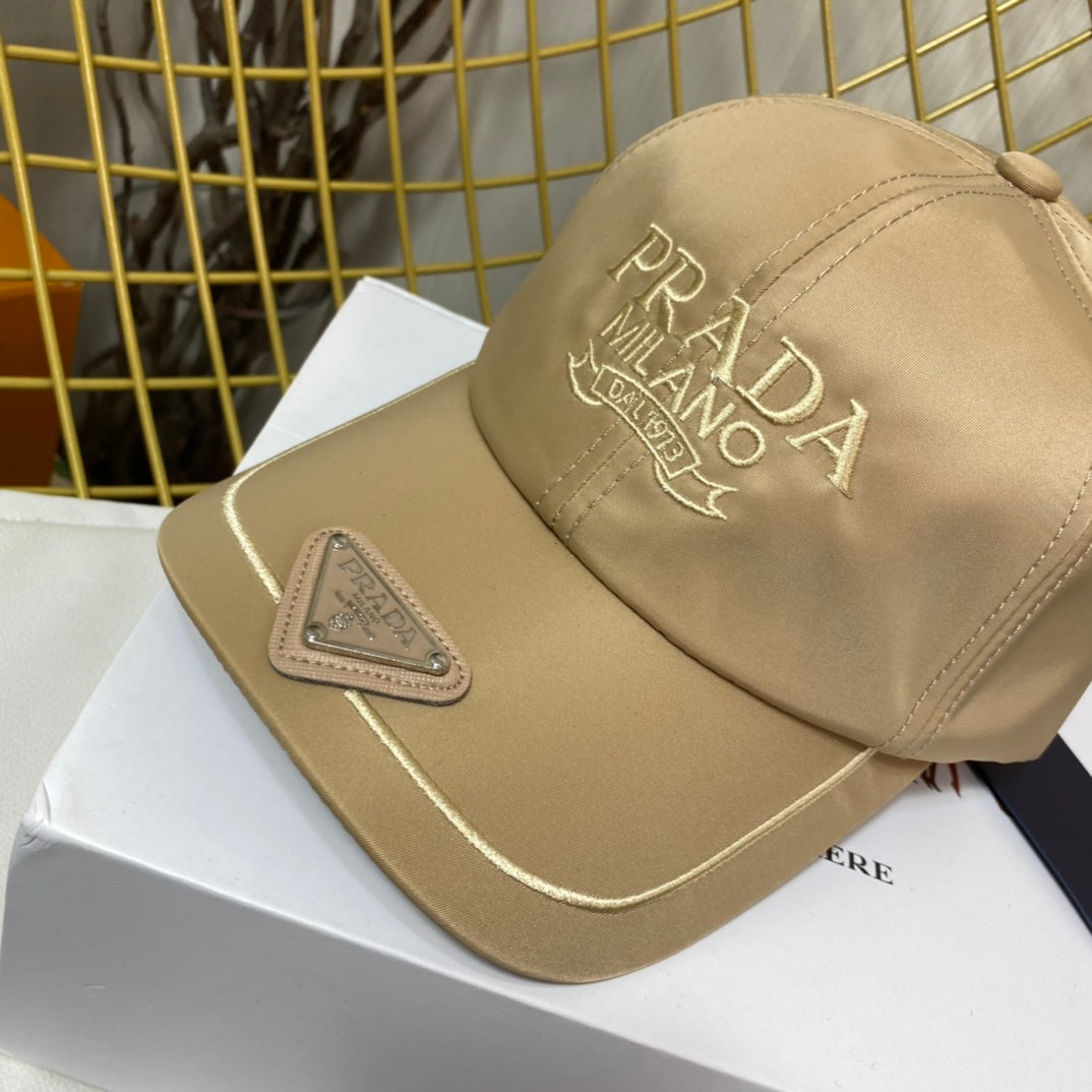Modebroderet logobaseballkasket