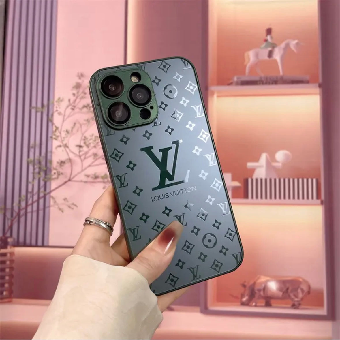 Ylellinen x Mono iPhone-kotelo | Loistaa