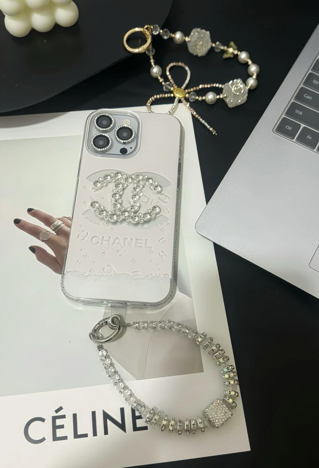 Tyylikäs ylellinen kristalli iPhone-kotelo rannekoruhihnalla