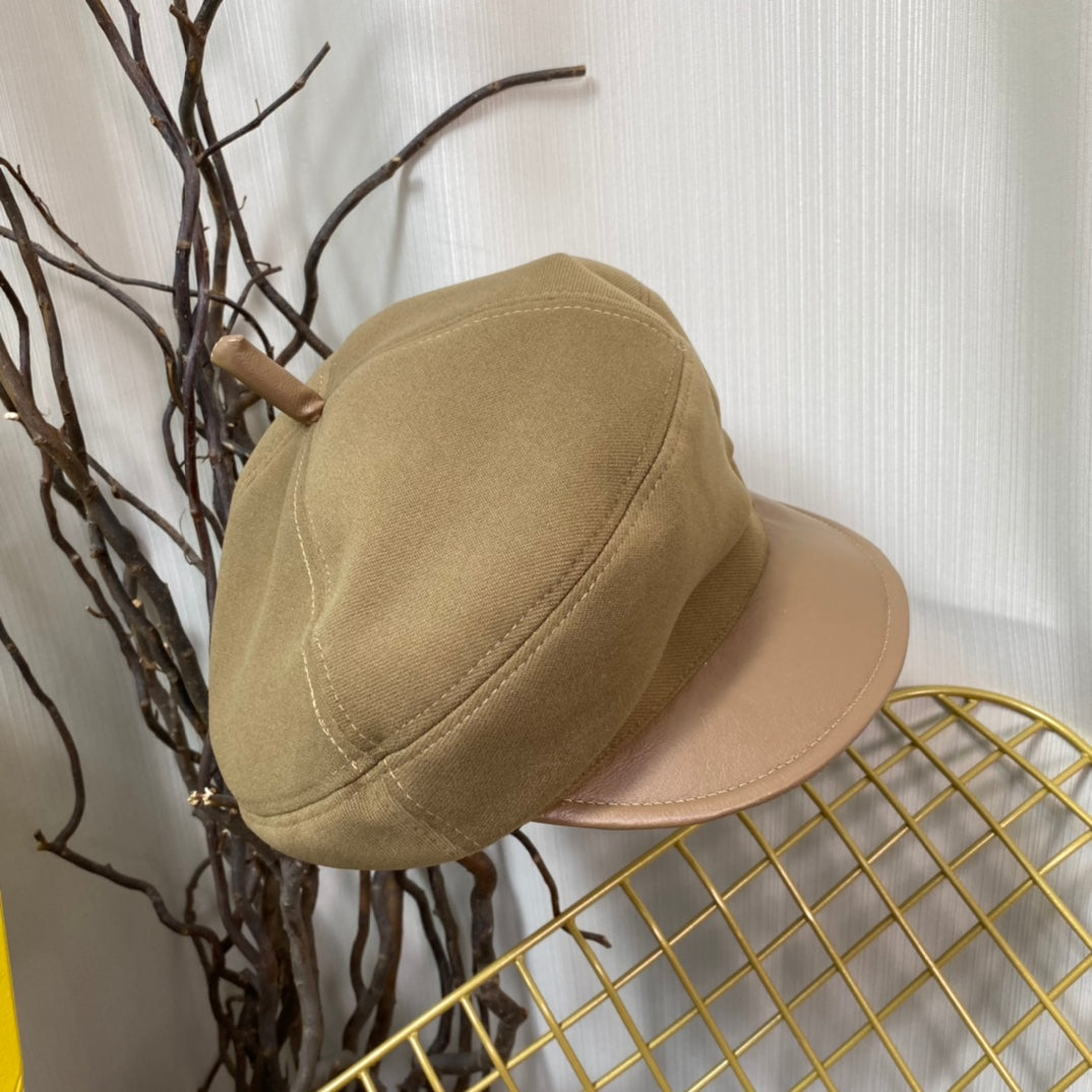 Coppola ottagonale con logo classico in metallo GG | Cappello in cashmere di design di lusso