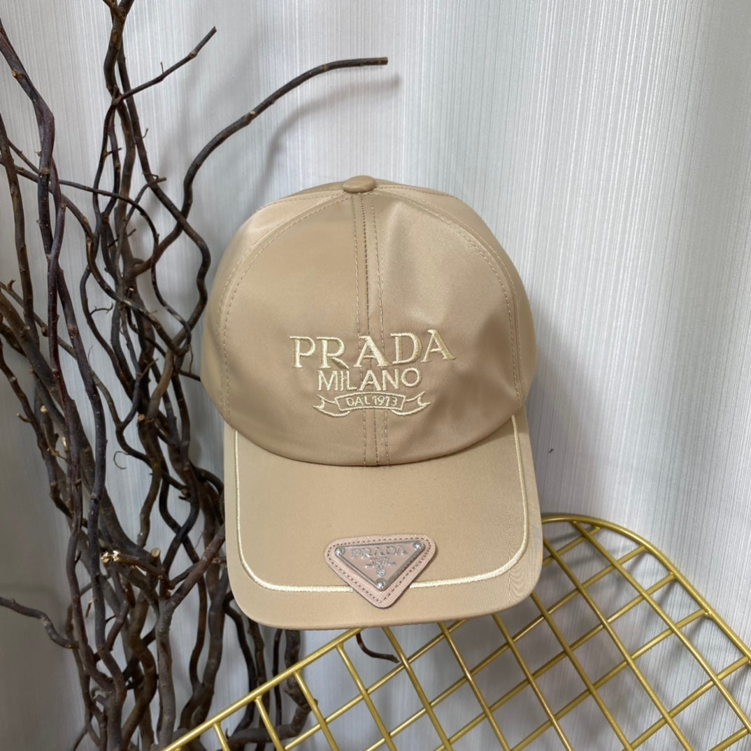 Modebroderet logobaseballkasket