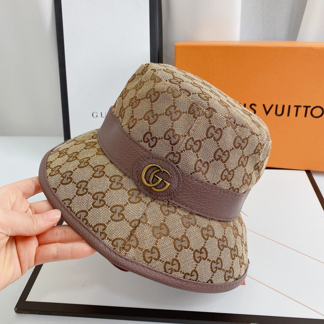 Fibbia per cintura classica con cappello a secchiello GG