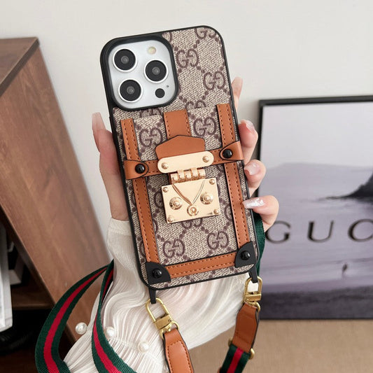 プレミアムカードバッグチェーンクラシックiPhoneケース