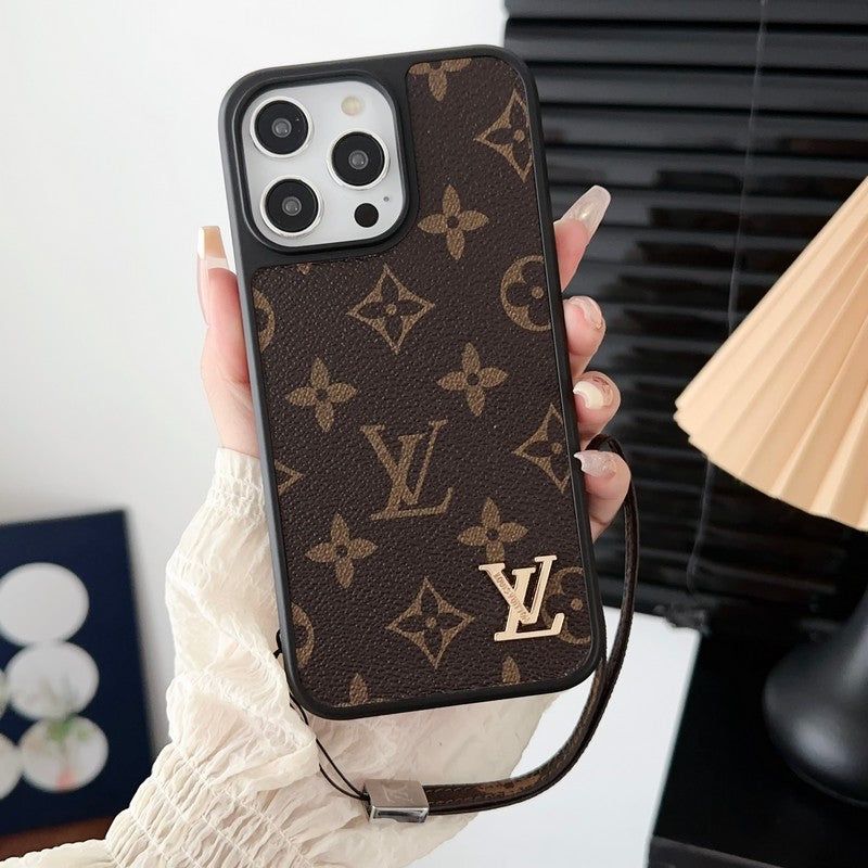 Ylellinen klassinen ruskea käsiketjullinen iPhone-kotelo