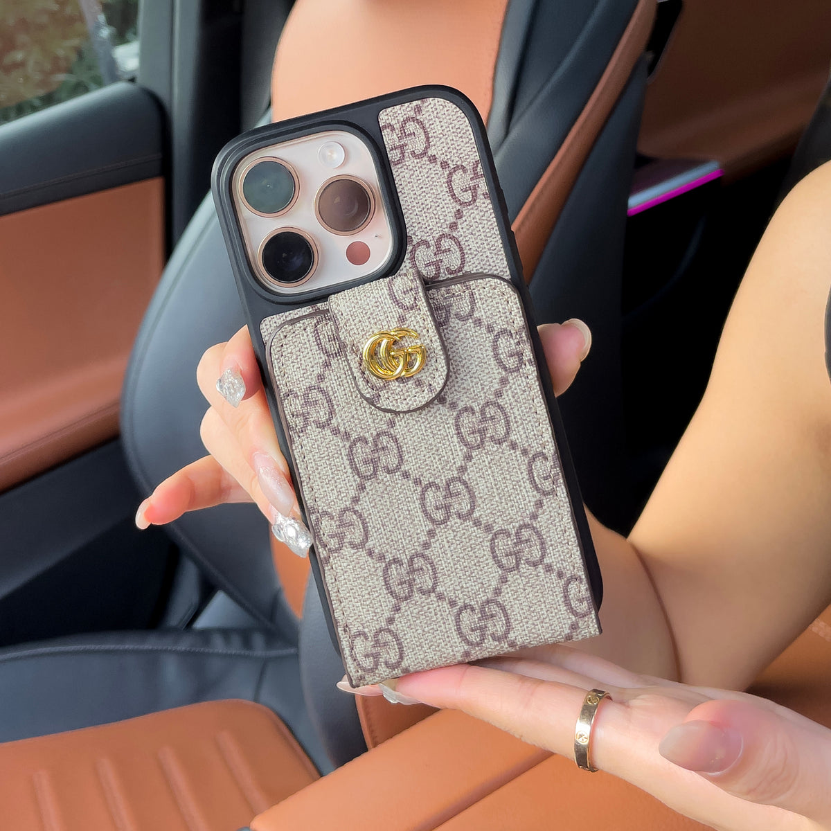 Luxuriöse iPhone-Hülle zum Umhängen mit Kartenhalter und Riemen