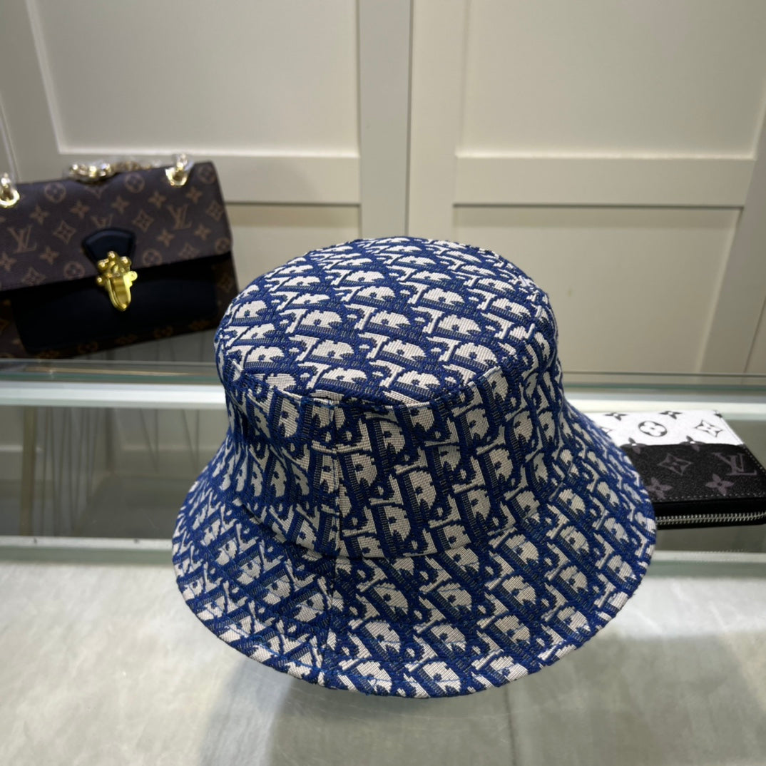 Klassisk vintage skrå monogram bøttehat