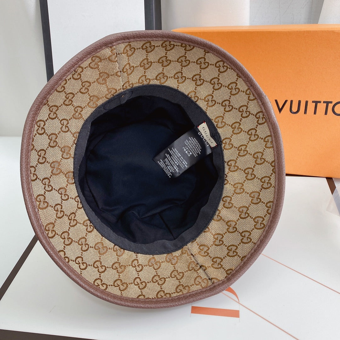 Fibbia per cintura classica con cappello a secchiello GG