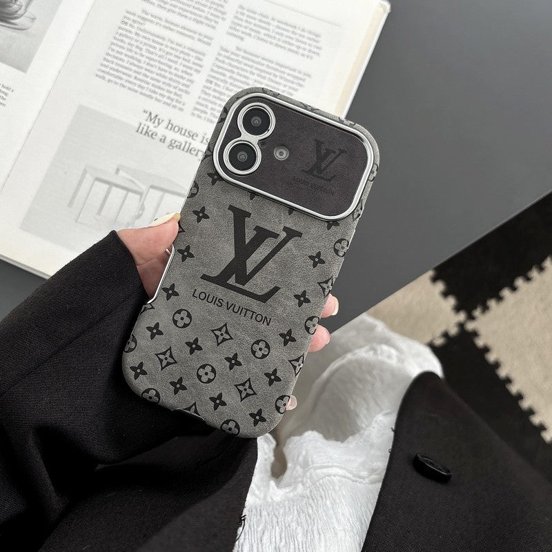 Luxus barna és fekete színű bőr iPhone tok