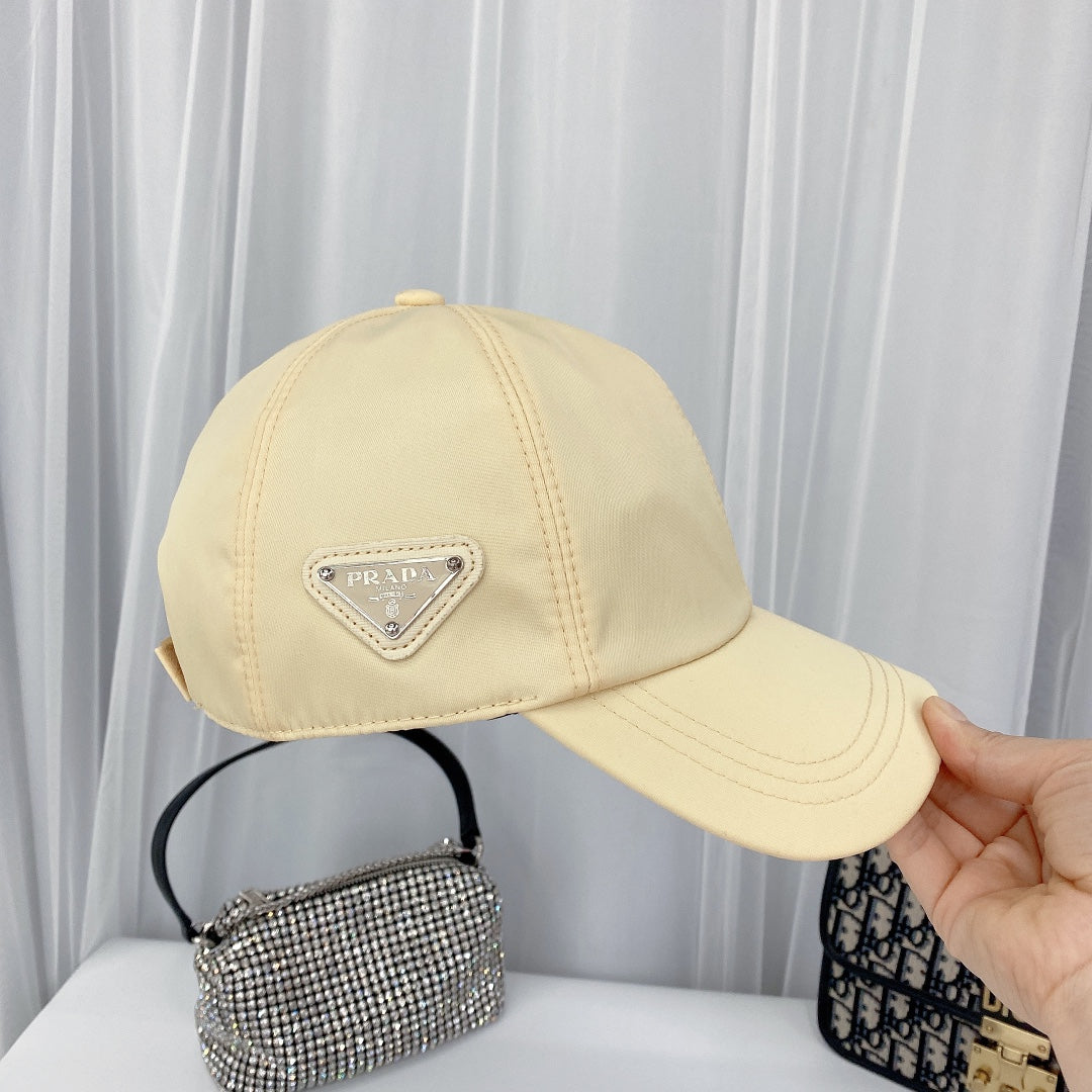 Baseballová čepice s logem Fashion Triangle | Luxusní designový klobouk