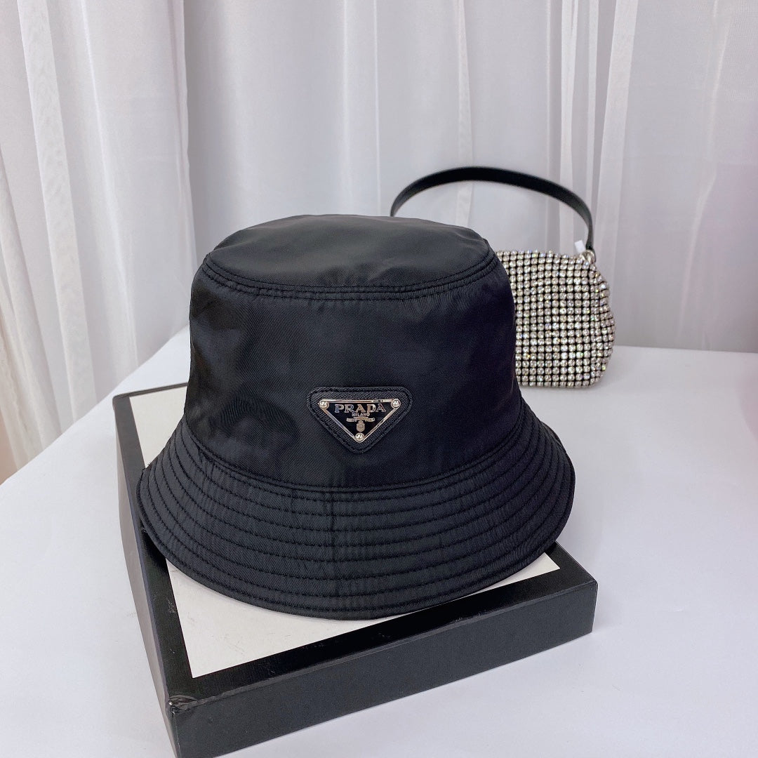 Módní trojúhelník Logo Bucket Hat | Luxusní designová bavlněná čepice