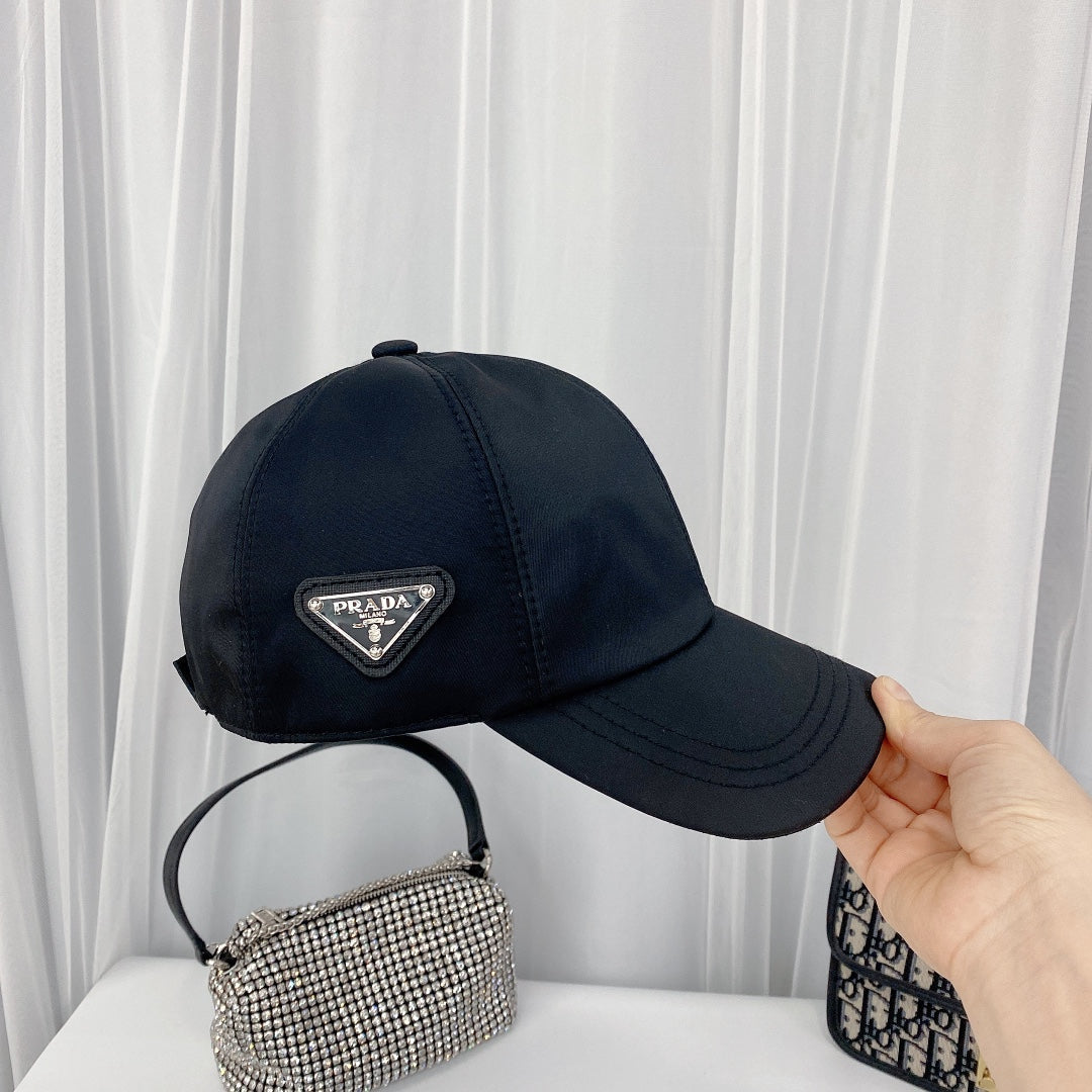 Baseballová čepice s logem Fashion Triangle | Luxusní designový klobouk