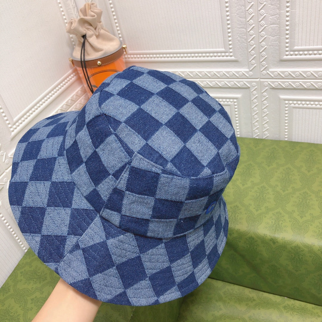 Cappello da pescatore trapuntato Chanel da donna & uomo