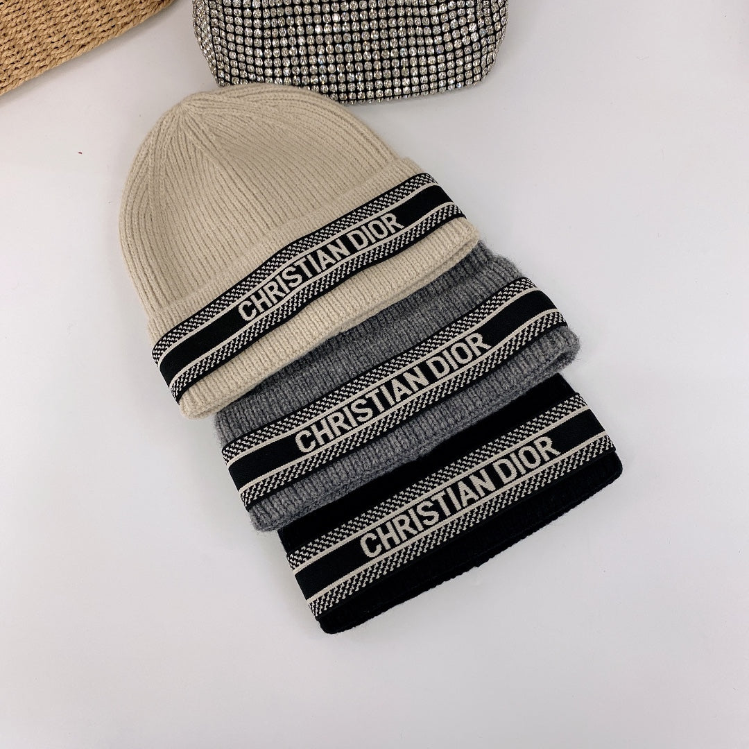 Berretto vintage obliquo in maglia di lana | Cappello invernale di design di lusso