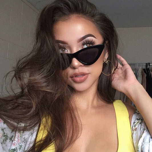 Nové Retro módne slnečné okuliare Ženy Značka Návrhár Vintage Cat Eye Čierne Biele Slnečné okuliare Dámske Lady UV400 Oculos
